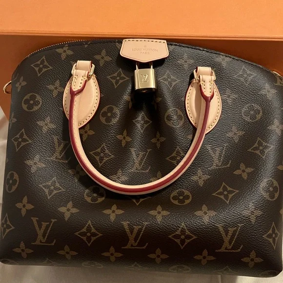 Louis Vuitton Boetie UNUSED & PRISTINE - Picture 2 of 6